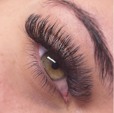 Clearfield’s Latest Eyelash Extension Trends You Need to Try